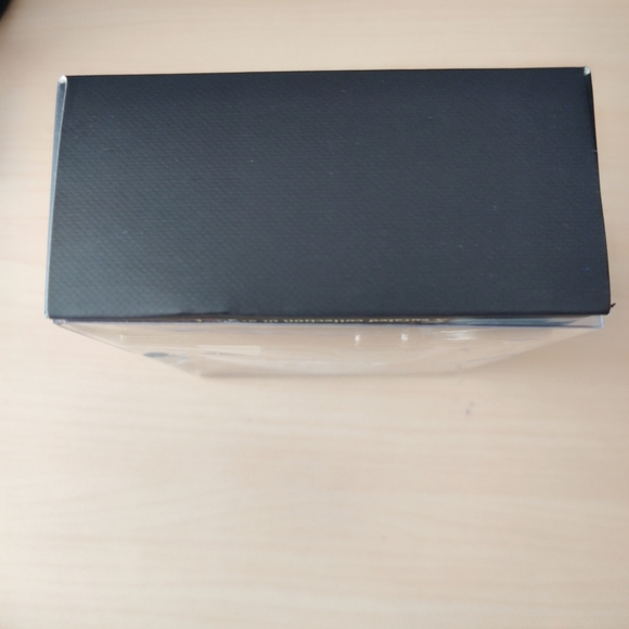 NIB Demdaco Ceramic Artful Cross Statue Love One Another - Picture 9 of 10